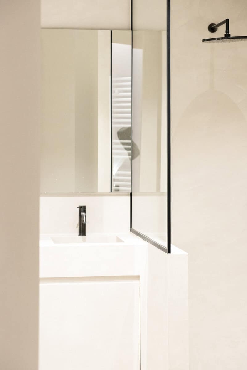 Wasbak.badkamer.1